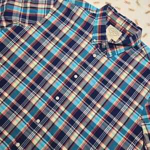 St Johns Bay Mens XXL Classic Fit Short Sleeve Plaid Button Down Shirt